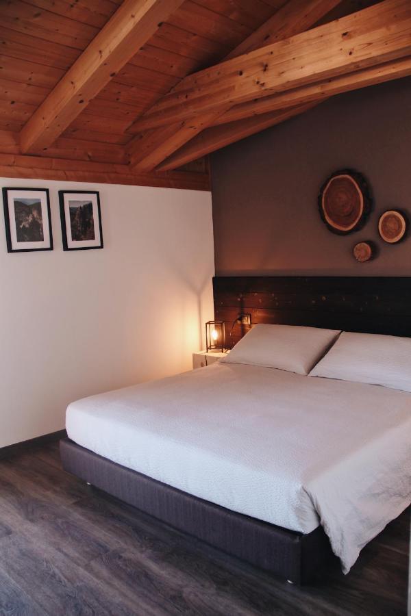 San Romedio Agriturismo Romeno ภายนอก รูปภาพ